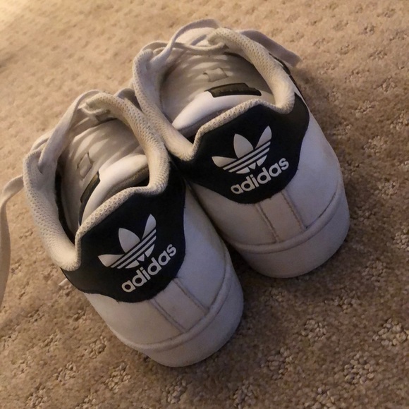 Adidas Superstars - Picture 3 of 3